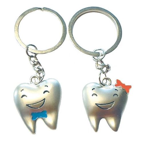 Schlüsselanhänger Metall Zahn